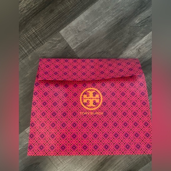 Tory Burch Handbags - New Tory Burch Gift Package Bag